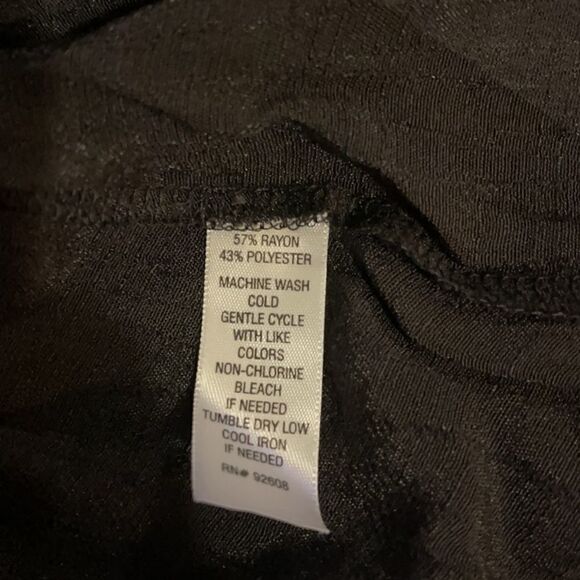 NWT Passports Women’s Button Top Size Medium - Picture 6 of 6